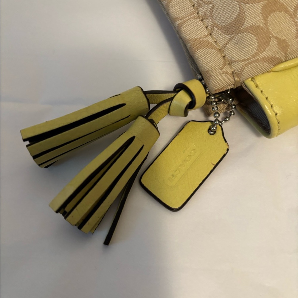 Coach Legacy Signature Yellow and Tan Cosmetic Bag/ Wristlet with tassel and Ht - Picture 3 of 13